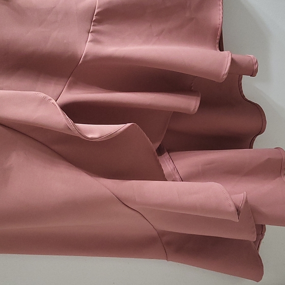 Formal dress brand new salmon color - Picture 4 of 7